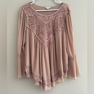 Ultra pick women’s top